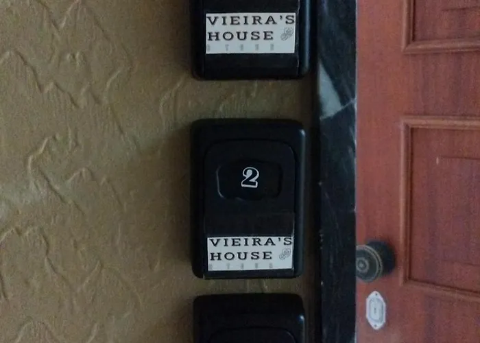 Vieira's House Barreiro (Setubal)